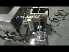 Bekijk de roestvrijstalen 380L ultrasoon reinigingsapparaat voor het verwijderen van vuil, olieroest, vetdemo